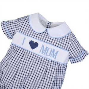 บาบีนี ฉันรักแม่ เสื้อผ้าเด็กผู้ชายฤดูหนาวแบบหรูหรา ติดกระดุม แต่งสม็อค ทรงบับเบิ้ล ODM ผลิตตามแบบเดียวกับที่สั่งทำ ผ้าสแปนเด็กซ์/คอตตอน สีกรมท่า ลายตารางหน้าต่าง ผ้าลายเปลวไฟ - Product Image 1