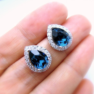 Eleganti Orecchini a Goccia Blu per Donne, Mini Accessori per Orecchie da Indossare Quotidianamente - Product Image 1