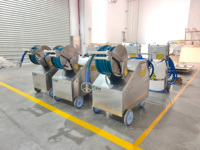 Machine de nettoyage à la mousse pour équipement de transformation alimentaire d'abattoir