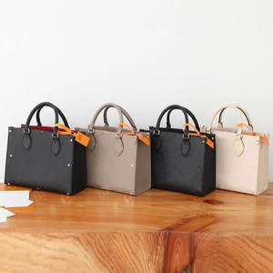 กระเป๋าโท้ทเปิดปิดแบบหรูหราสำหรับผู้หญิง กระเป๋าสะพายไหล่แฟชั่นความจุขนาดใหญ่ สีน้ำตาล กระเป๋าถือลำลอง - Product Image 1