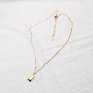 Collar de Alta Gama Resistente al Agua, Collar de Acero Inoxidable de Diseño Largo que No se Deslustra, Chapado en Oro de 18k con Diseño de Pepita de Oro para Hombres y Mujeres - Product Image 2