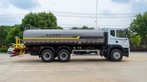 รถบรรทุกฉีดน้ำสีเขียวตงเฟิง ฮวาเซิน 6x4 19000 ลิตร พร้อมเครื่องยนต์และปั๊มดีเซลสำหรับลดฝุ่น - Product Image 4