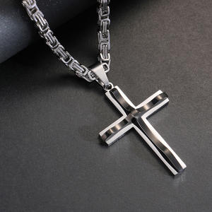 Hip Hop Christian Cross religión 18K chapado en oro no deslustre impermeable Acero inoxidable joyería colgantes collares hombre - Product Image 3