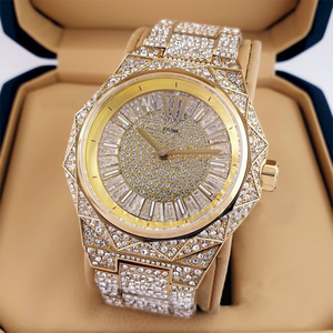 Reloj de acero inoxidable para mujer Reloj de pulsera de tres pines Diseño de diamantes de imitación <span class=keywords><strong>Noble</strong></span> y elegante - Product Image 5