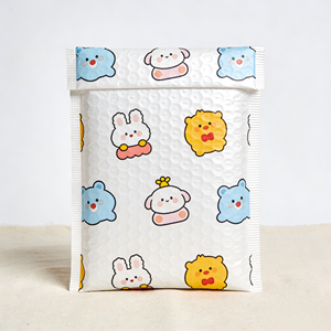 ซองกันกระแทกสีดำยี่ห้ออาร์ชิน หนา 120 ไมครอน เป็นมิตรกับสิ่งแวดล้อม ขนาด 28x42 ซม. ผิวด้าน พิมพ์ลายแบบรีดร้อนตามสั่ง - Product Image 1