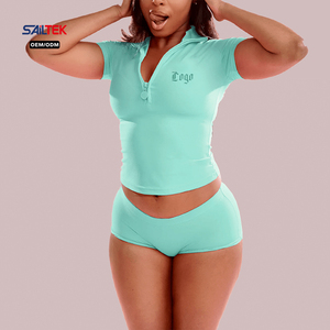 Completo Sportivo da Donna: Top Corto con Mezza Zip e Pantaloncini, Set Yoga Due Pezzi, Abbigliamento Sportivo da Palestra - Product Image 5