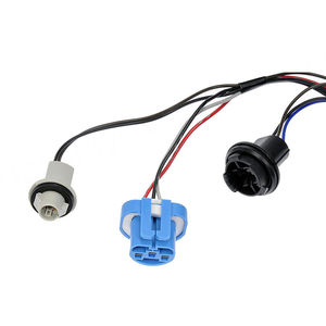 22740620 ชุดสายไฟซ็อกเก็ตไฟหน้าสำหรับ GMC เชฟโรเลต โพทาニック ปี 2005-2008 - Product Image 1