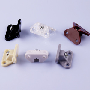 Support d'angle en nylon Xinshengfa à 90 degrés avec vis et écrou pour montage mural - Product Image 2