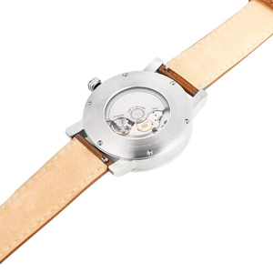 นาฬิกาแบบ OEM ODM ผลิตตามสั่ง พร้อมโลโก้แบรนด์  กลไกอัตโนมัติ Miyota 9015 หน้าปัดสีน้ำเงิน แสดงวันที่ตำแหน่ง 6 นาฬิกา ฝาหลังแบบโชว์กลไก สายหนัง - Product Image 4