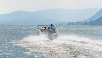 Bateau à moteur de luxe pour 7 personnes, yacht à grande vitesse