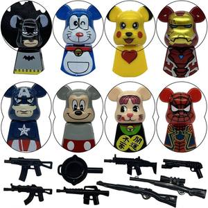 Figuras Miniatura Estilo <span class=keywords><strong>Bearbrick</strong></span>, 8 Piezas, <span class=keywords><strong>Precio</strong></span> al por Mayor, Tarifas Competitivas, Proveedor Confiable, Calidad de Exportación, Juego de Juguetes Hero Mouse Bricks - Product Image 1