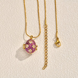 Collana Vintage con Ciondolo a Forma di Uovo di Pasqua Ovale in Rame Colorato, Croce Rossa e Bianca a Quadretti, Regolabile per la Festa di Pasqua - Product Image 4