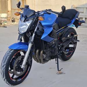 Yamahai <span class=keywords><strong>XJ6</strong></span> <span class=keywords><strong>Diversion</strong></span> <span class=keywords><strong>F</strong></span> : Tourer sportif avec ABS, siège ergonomique et design dynamique - Product Image 5