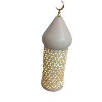 Lampe du Ramadan musulmane du Moyen-Orient, art du fer marocain, lampe à vent dorée, lampe LED creuse, décoration de nuit, lanterne, décoration de l'Aïd