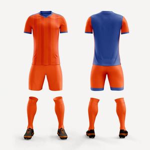 Conjunto de Camiseta de Fútbol Retro Personalizada - Ropa Deportiva de Poliéster para Entrenamiento - Product Image 3