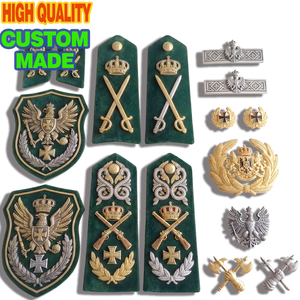 Épingles d'épaule personnalisées <span class=keywords><strong>en</strong></span> alliage de zinc 3D plaqué or, ensemble de matériel d'uniforme, insignes cérémoniels pour la sécurité, la conciergerie et les défilés - Product Image 2