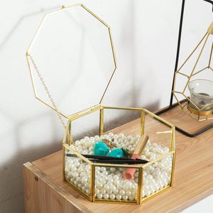 Caja de Joyería de Vidrio y Latón Dorado Estilo Nórdico, Organizador de Escritorio Hexagonal Moderno, Caja Transparente para Adornos, Caja Decorativa de Exhibición para Mesa - Product Image 4