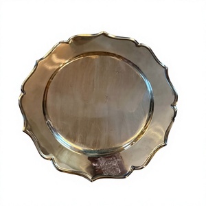 Plato de Presentación de Metal con Acabado Pulido, Diseño Floral, Acero Inoxidable, Platos y Vajilla para Servir Alimentos, Suministros para Restaurantes - Product Image 1