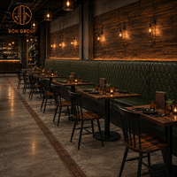 Ensemble de banquettes rembourrées en forme de U avec dossier haut, table carrée en bois et chaises métalliques durables, personnalisable pour restaurant - Ron Group