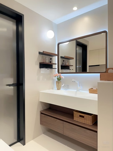 Mobile Bagno Sospeso Moderno XINGRUO Nero Opaco con Lavabo Integrato e Scaffali Contenitori per Bagno Principale - Product Image 2
