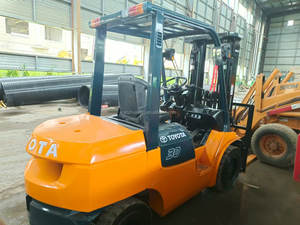 Montacargas Usado Toyota FD30 en Buenas Condiciones de Funcionamiento de Origen Japonés a Precio Razonable - Product Image 5
