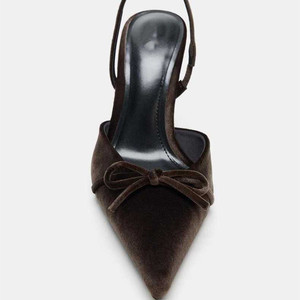 Sandales à talons élégantes en velours avec nœud pour femme, à bout pointu et bride arrière, de qualité supérieure, pour occasions formelles - Product Image 3