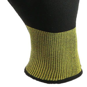 Guantes Térmicos de Invierno MaxiTough al por Mayor, de Nailon y Elastano de Calibre 15, Acrílico de Calibre 10, Recubiertos de Nitrilo Arenoso, con Función Antideslizante y Aislamiento - Product Image 4