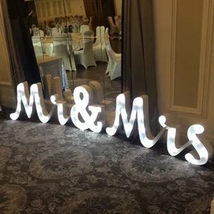 Индивидуальная вывеска 2ft Mi & Mis Marquee Letter 3ft Mr & Mrs загорается, буквы для свадебного украшения фона