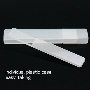 En iyi mini <span class=keywords><strong>3.5</strong></span> inç kazınmış yuvarlak tampon özel baskı tasarım temizle kılıf kol toplu nano kristal cam tırnak törpüsü