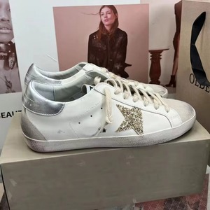 Zapatillas de Moda Premium de Diseñador 2026 de Cuero de Grano Completo Blanco Envejecido Ligeras de Verano Unisex Casuales con Banda Elástica para Hombre - Product Image 4