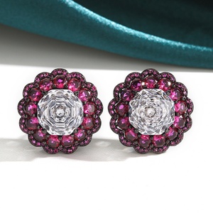 Boucles d'oreilles vintage en cuivre écologique plaqué or noir, zircon violet taille rose 10*10mm, motif fleur, pour femme - Product Image 4