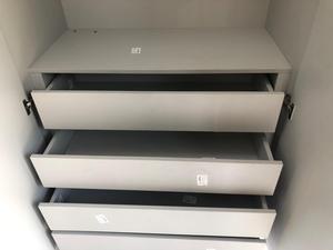 Panneau modulaire matériau en bois enfants moderne porte coulissante haute chambre armoire intégrée - Product Image 5