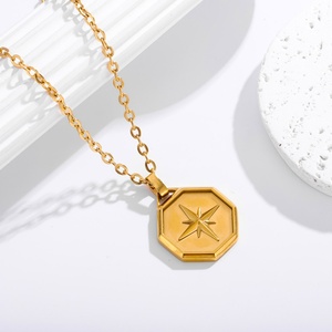 สร้อยคอจี้สแตนเลสสตีลทรงดาวแปดแฉกสีทองสำหรับผู้ชาย สไตล์ฮิปฮอป เครื่องประดับแฟชั่น ทนทาน พร้อมตัวเลือกการออกแบบตามสั่ง - Product Image 3