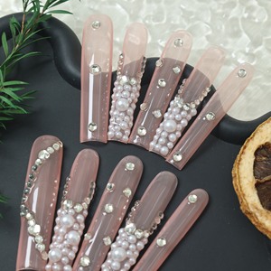 Prix d'usine – Faux ongles de luxe en acrylique, longs, rose, pleine couverture, faits à la main, à presser, avec strass – Vente en gros - Product Image 3