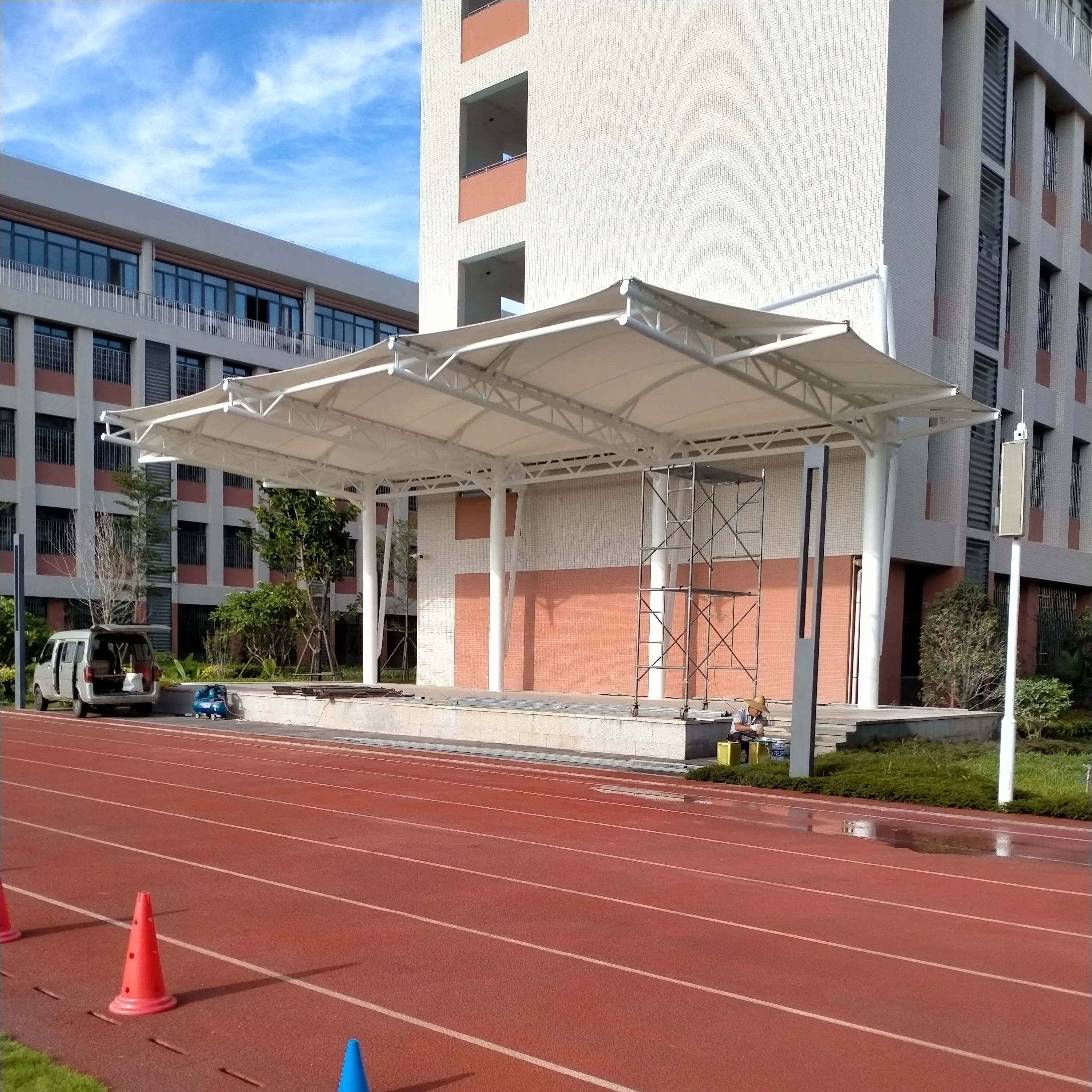 PVDF tensile architecture membrane structure shade fabric covering the roof