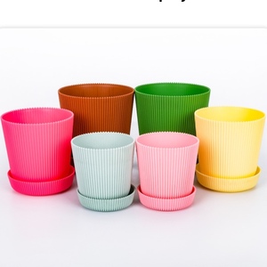 Adorable <span class=keywords><strong>pot</strong></span> <span class=keywords><strong>de</strong></span> fleurs avec trou <span class=keywords><strong>de</strong></span> drainage Couleur vive et attrayante; Jardinière robuste et durable pour la maison et le jardin avec support - Product Image 1