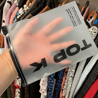Sacs Ziplock Givrés en PE Personnalisés pour Vêtements, Fermeture Éclair Noire, Emballage en Gros pour T-shirts, Sous-vêtements et Impression Sérigraphique, Idéal pour Pâtisseries
