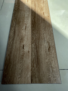 SPC impermeable enclavamiento suelo azulejo interior DIY clip diseño resistente a las manchas espalda seca plástico PVC vinilo suelo - Product Image 4