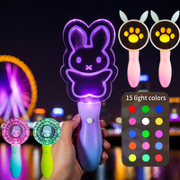 Bâton lumineux LED en acrylique plastique personnalisé, 15 couleurs, contrôle DMX512 par application, changement de couleur, impression de logo sur la poignée, portable, OEM