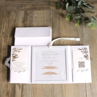 Individuell bedrucktes Folio graue Samt-Einladung in Hardcover elegante handgefertigte durchsichtige Acryl-Hochzeitseinladungen
