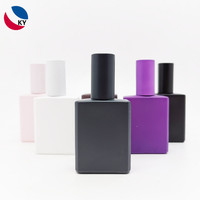 Bouteille en verre de rouleau d'huile essentielle noir mat rectangulaire de 0.5 oz 15ml 30ml 50ml capacité compte-gouttes emballage de parfum surface givrée