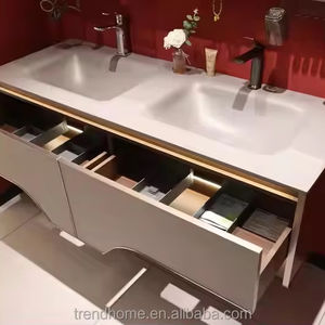 Deux tables de meuble de toilette avec deux lavabos Deux robinets et armoire à miroir de grande taille - Product Image 1