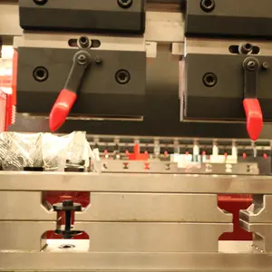 TL Bend Brand CNC เครื่องเจาะกดเบรกและแม่พิมพ์,เครื่องมือกดเบรกดัด
