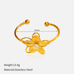 Ivanda Neues Design 18k Vergoldetes Edelstahl-Schmuckstück auf Lager Blumen-Armband mit Perle für Damen Geschenk - Product Image 6
