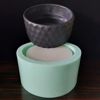 Moule en silicone pour grand pot de fleurs rond en ciment - Vente flash