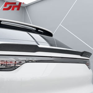 Alerón medio trasero <span class=keywords><strong>TKT</strong></span> de fibra de carbono para coche para Porsche Cayenne 9Y0 COUPE 2018-UP - Product Image 5