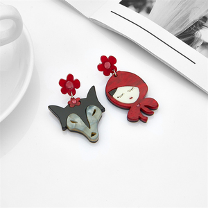 Dessin animé asymétrique femmes boucles d'oreilles <span class=keywords><strong>loup</strong></span> <span class=keywords><strong>et</strong></span> <span class=keywords><strong>petit</strong></span> <span class=keywords><strong>chaperon</strong></span> <span class=keywords><strong>rouge</strong></span> motif acrylique bijoux filles fête décoration Unique - Product Image 2