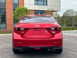 <span class=keywords><strong>Mazda</strong></span> <span class=keywords><strong>3</strong></span> Axela <span class=keywords><strong>Hatchback</strong></span> 1.5L Automatica 2017 Pronta per l'Esportazione, Caratteristiche Premium, Cambio Automatico, Pneumatici R16, Sedili in Tessuto, Guida a Sinistra - Product Image 4