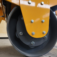 Compacteur diesel portatif à faible consommation de carburant, 75 Hz de vibration, mini-compacteur pour la réparation des routes de village et des chaussées en asphalte