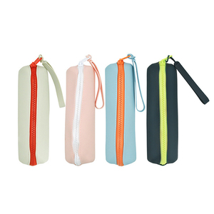 2021 Custom LOGO Waterproof Leak proof 100% Silicone ziplock Reusable Storage Bags students pencil bag cosmetic bag processing